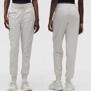 Lululemon Womens 8 Dance Studio Mid-Rise Lined Jogger Pants W5ENPS Gray